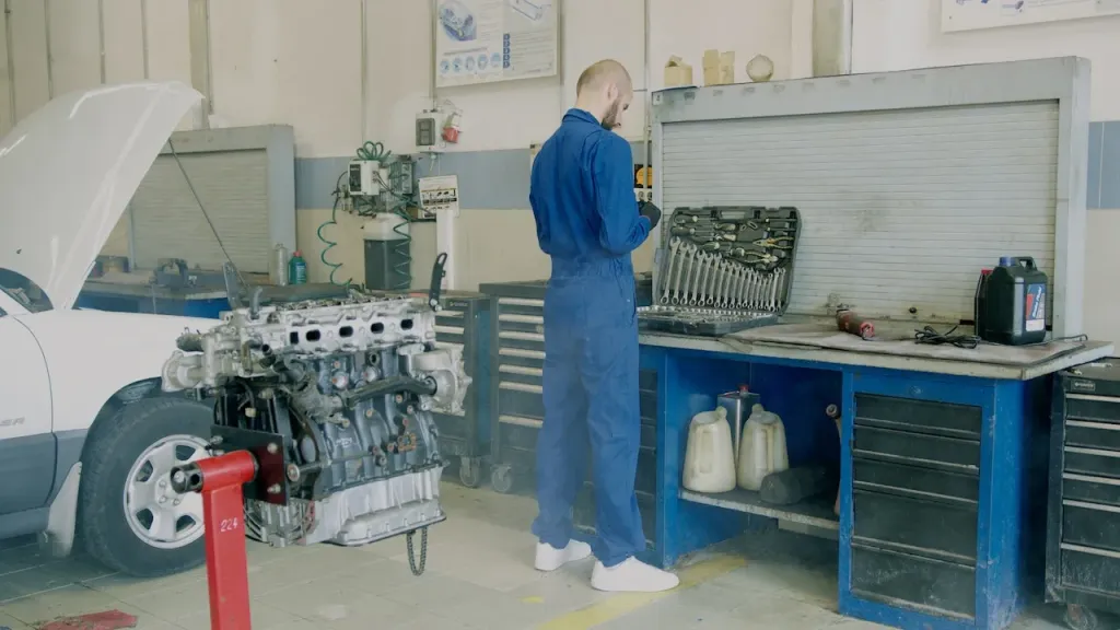 Jak urządzić garaż funkcjonalnie i w dobrym stylu?